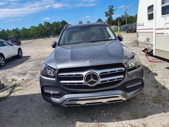 2021 Mercedes-Benz GLS 450 II (X167), серебристый, 7490000 рублей - вид 1