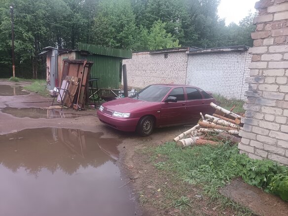 2005 Lada (ВАЗ) 2112, красный, 210000 рублей - вид 2