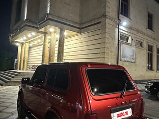 1997 Lada (ВАЗ) 2121 (4x4) I Рестайлинг, красный, 300000 рублей, вид 4