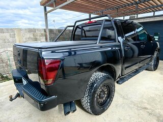 2006 Nissan Titan I, чёрный, 1890000 рублей, вид 3