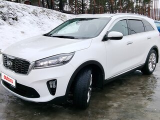 2019 Kia Sorento II Рестайлинг, белый, 3000000 рублей, вид 3