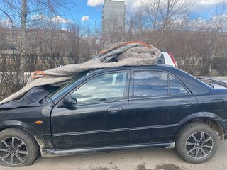 2003 Mazda 323 VI (BJ) Рестайлинг, чёрный, 120000 рублей, вид 4