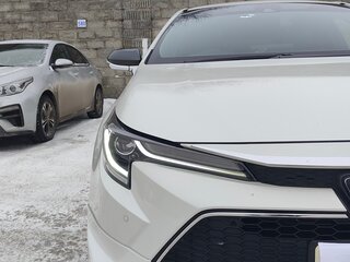 2020 Toyota Corolla XII (E210), белый, 2750000 рублей, вид 2