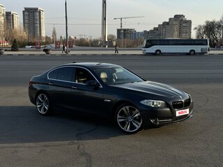 2012 BMW 5 серии 528i xDrive VI (F10/F11/F07), серый, 2200000 рублей, вид 3