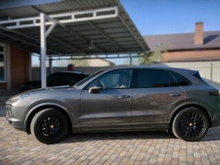2019 Porsche Cayenne III, серый, 6200000 рублей, вид 5
