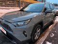 2019 Toyota RAV4 V (XA50), зелёный, 2900000 рублей