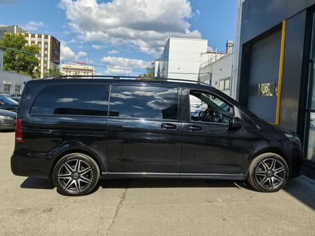 2019 Mercedes-Benz V-Класс Long 300 d длинный III (W447) Рестайлинг, чёрный, 5250000 рублей, вид 4