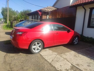 2010 Honda Civic VIII Рестайлинг, красный, 700000 рублей, вид 4