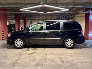 2008 Chrysler Voyager Grand V, чёрный, 2150000 рублей, вид 2