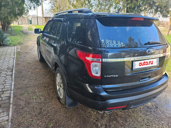 2011 Ford Explorer V, чёрный, 1650000 рублей - вид 5