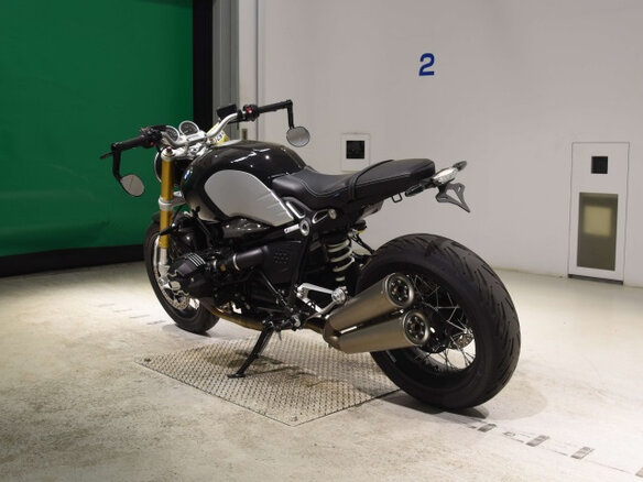 2023 BMW R Nine T, чёрный, 1360000 рублей - вид 5