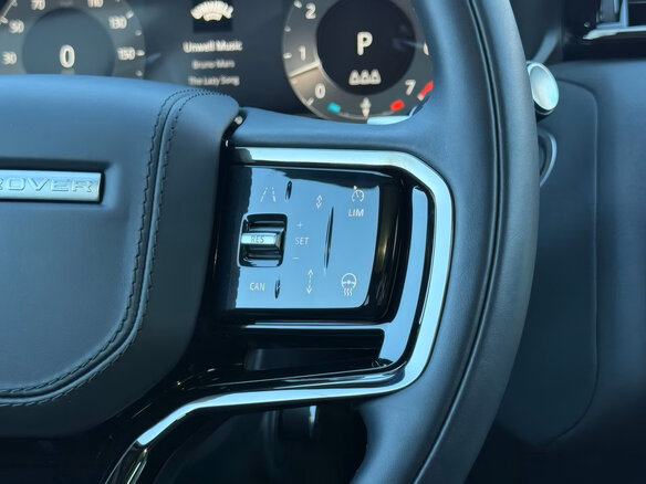 2026 Land Rover Range Rover Velar I Рестайлинг, чёрный - вид 13