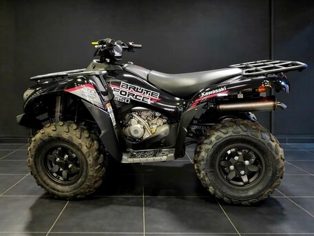 2023 Kawasaki KVF 750 Brute Force, белый, 1232800 рублей, вид 1