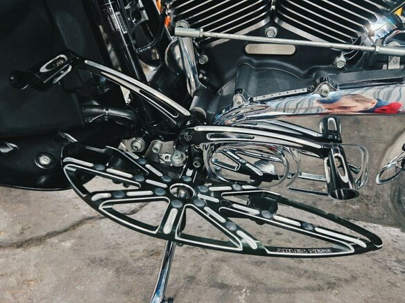 2014 Harley-Davidson Electra Glide, чёрный - вид 13