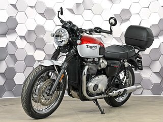 2020 Triumph Bonneville T120, красный, 999000 рублей, вид 2