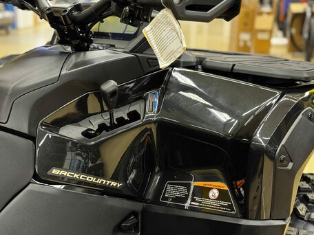 2025 BRP Can-Am Outlander MAX 1000, чёрный, 2290000 рублей, вид 5