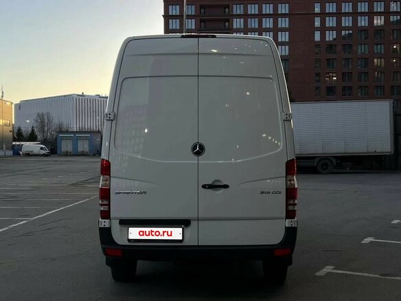 2014 Mercedes-Benz Sprinter, белый, 3520000 рублей - вид 4