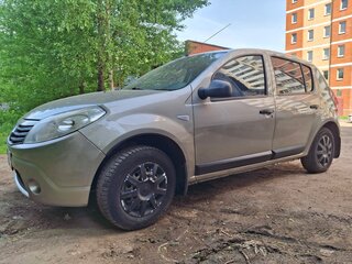 2011 Renault Sandero I, бежевый, 450000 рублей, вид 4