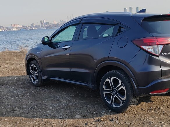 2014 Honda Vezel I, чёрный, 1150000 рублей - вид 4