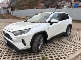 2021 Toyota RAV4 V (XA50), белый, 3600000 рублей, вид 1