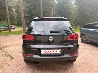 2016 Volkswagen Tiguan I Рестайлинг, чёрный, 1850000 рублей, вид 3