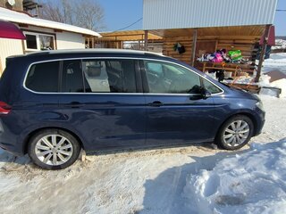 2016 Volkswagen Touran II, синий, 1440000 рублей, вид 3
