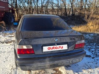 1992 BMW 3 серии 318i III (E36), серый, 380000 рублей, вид 5
