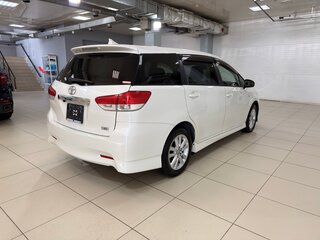 2011 Toyota Wish II, белый, 1185000 рублей, вид 5
