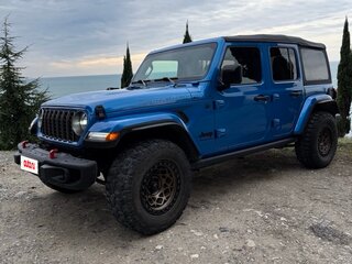 2022 Jeep Wrangler IV (JL), синий, 5250000 рублей, вид 3