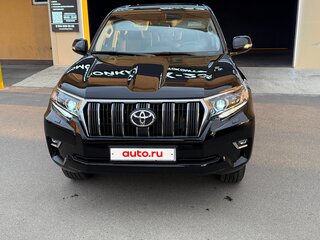 2022 Toyota Land Cruiser Prado 150 Series Рестайлинг 3, чёрный, 9700000 рублей, вид 2