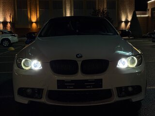 2009 BMW 3 серии 320i V (E90/E91/E92/E93), белый, 950000 рублей, вид 5