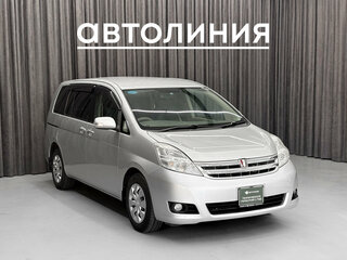 2010 Toyota ISis I Рестайлинг, серебристый, 995000 рублей, вид 2