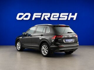 2017 Volkswagen Tiguan II, чёрный, 2597444 рублей, вид 2