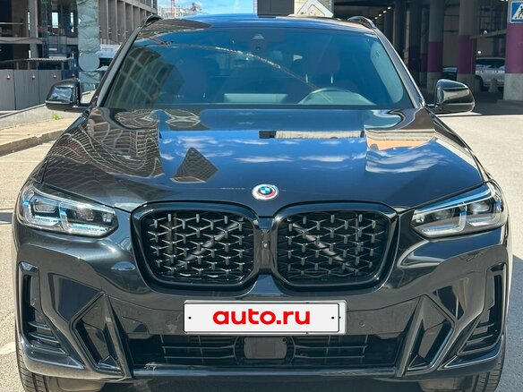 2023 BMW X4 20i II (G02) Рестайлинг, чёрный, 7250000 рублей - вид 2