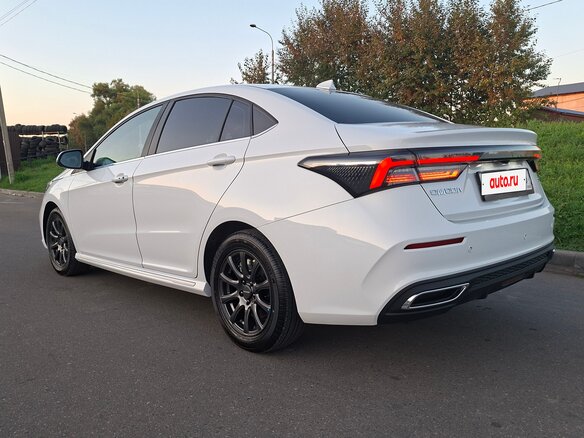 2024 Omoda S5, белый, 1200000 рублей - вид 3