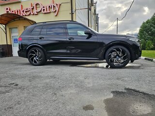 2019 BMW X7 40i I (G07), чёрный, 6990000 рублей, вид 3