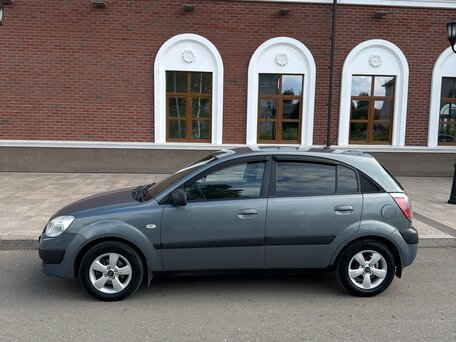 2009 Kia Rio II Рестайлинг, серый, 585000 рублей, вид 1
