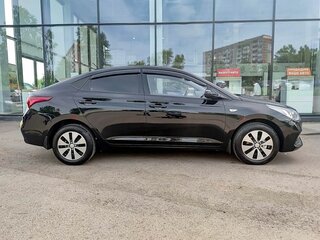 2019 Hyundai Solaris II, чёрный, 1190000 рублей, вид 4