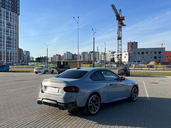 2021 BMW 2 серии M240i xDrive G42, серый, 4100000 рублей - вид 9