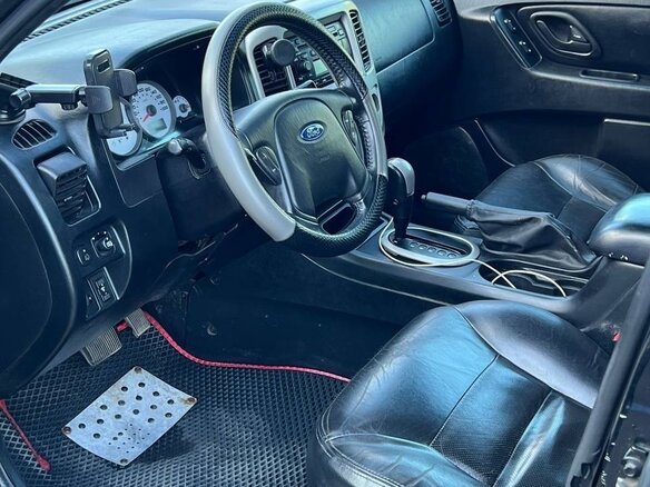 2005 Ford Maverick III, чёрный, 625000 рублей - вид 12
