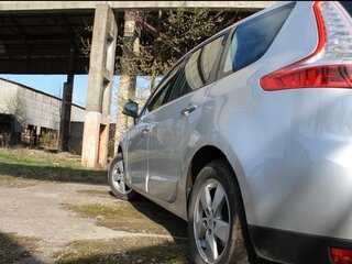 2009 Renault Scenic II Рестайлинг, серебристый, 680000 рублей, вид 5
