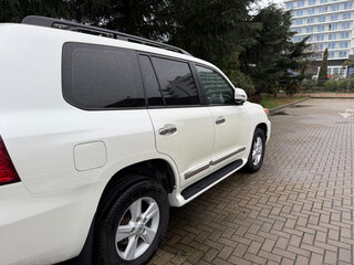 2013 Toyota Land Cruiser 200 Series Рестайлинг 1, белый, 3300000 рублей, вид 5
