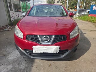 2011 Nissan Qashqai I Рестайлинг, красный, 1050000 рублей, вид 1