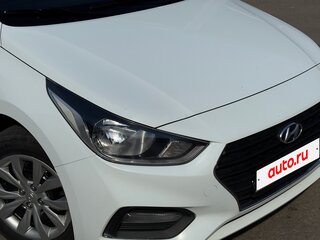 2019 Hyundai Solaris II, белый, 1025000 рублей, вид 4