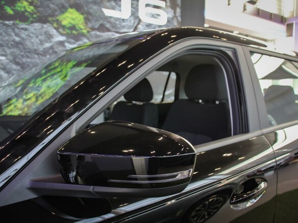 2026 Jaecoo J6, чёрный - вид 5