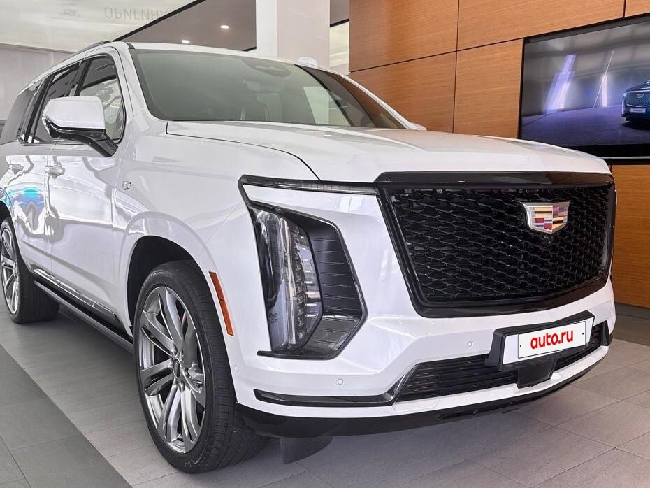 Открыть фотографии: Cadillac Escalade V Рестайлинг