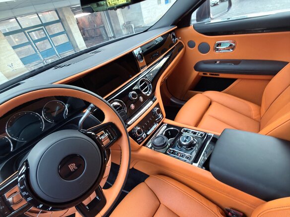 2023 Rolls-Royce Ghost II (Series I), серый, 32000000 рублей - вид 16