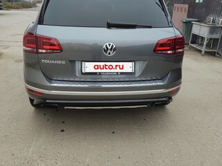 2017 Volkswagen Touareg II Рестайлинг, серый, 3350000 рублей, вид 5