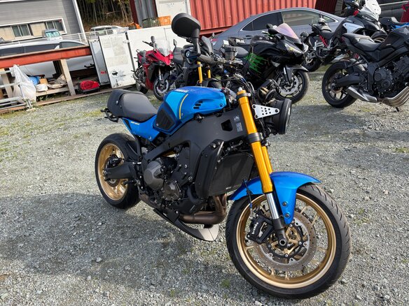 2022 Yamaha XSR900, синий, 1045000 рублей - вид 14