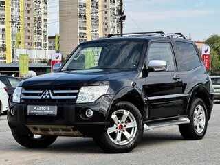 2007 Mitsubishi Pajero IV, чёрный, 1629000 рублей, вид 4